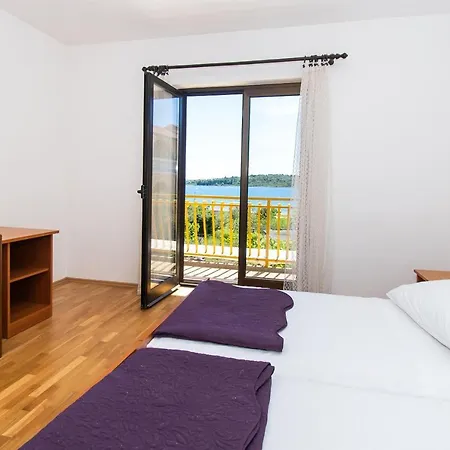 Apartment Goran Near The