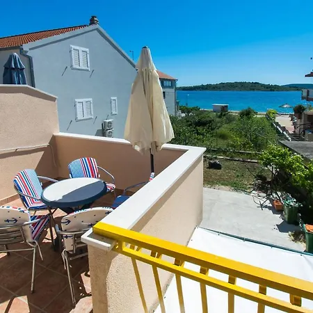 Apartment Goran Near The