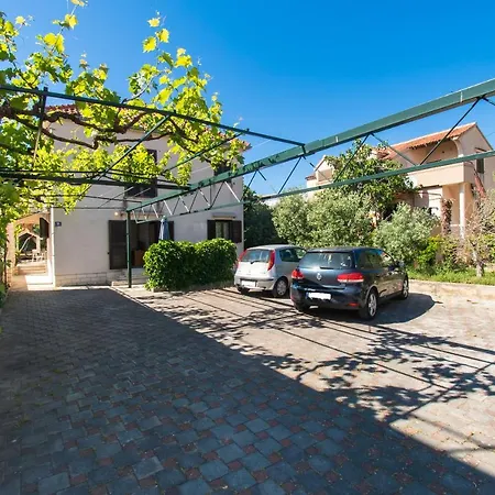 Goran Near The Apartman Srima