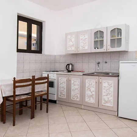 Апартаменты Goran Near The