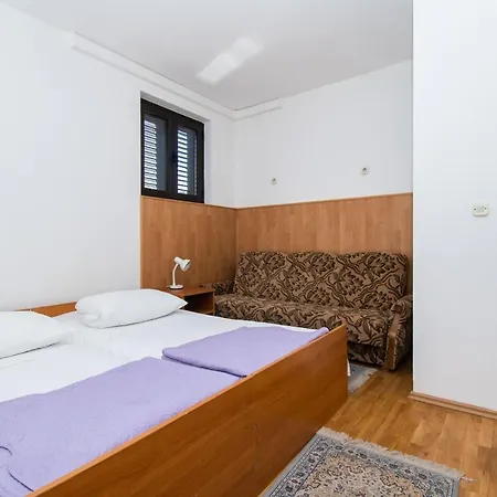 Apartment Goran Near The