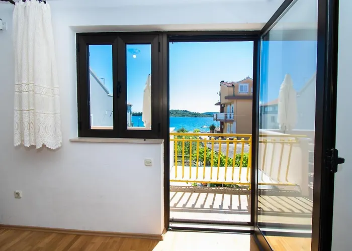 Goran Near The Srima