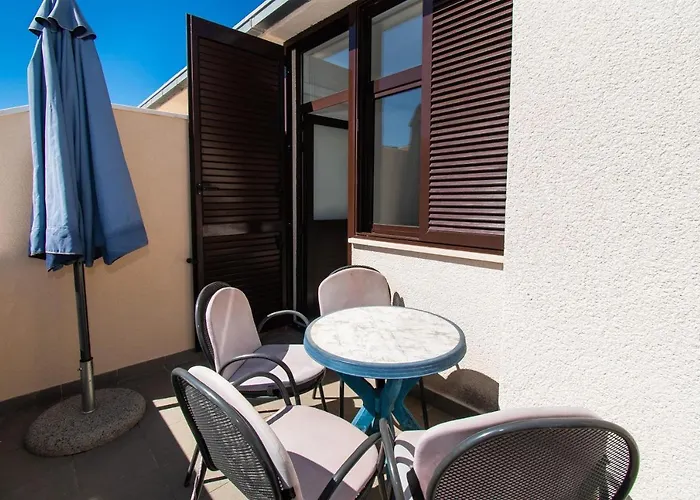 Goran Near The Appartement *