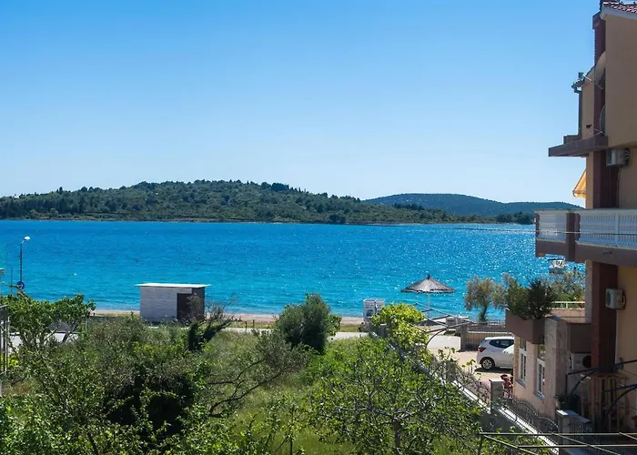 Goran Near The Appartement Srima