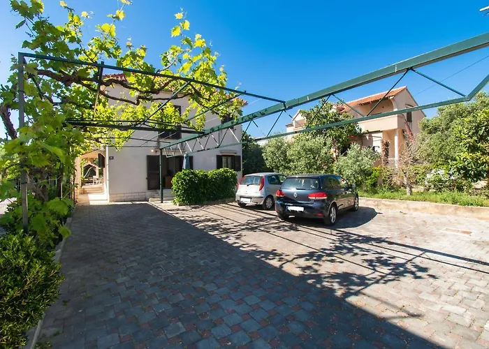 Goran Near The Apartment Srima