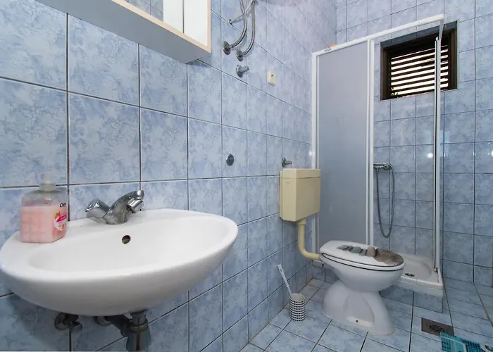 Goran Near The * Srima