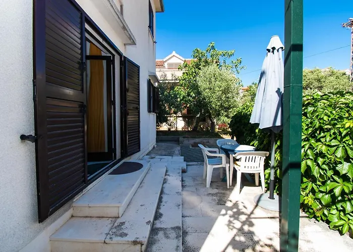 Goran Near The * Srima