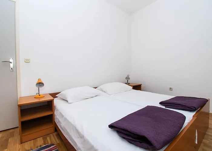 Appartement Goran Near The Srima