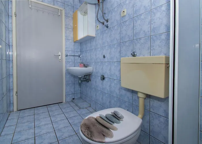 Appartement Goran Near The