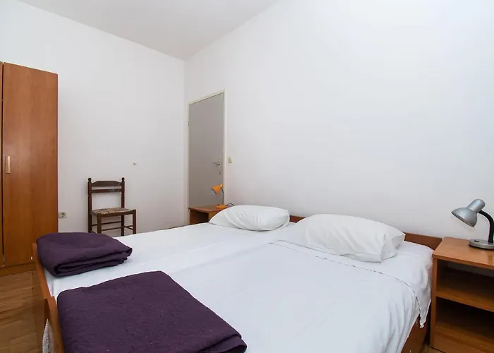 Appartement Goran Near The Srima